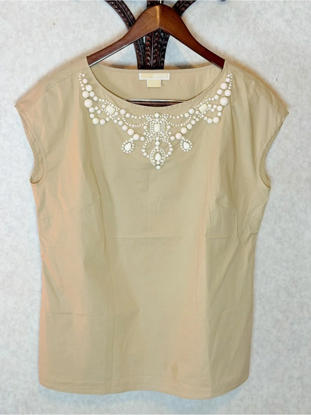 Michael Kors Embellished White Neckline Top L Beige Tan Sleeveless Blouse EUC